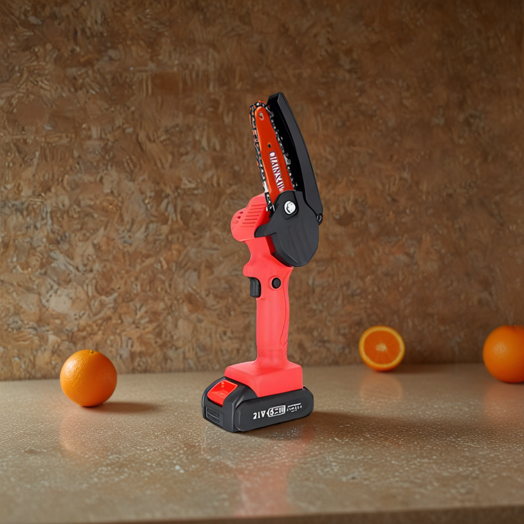 CORDLESS CHAINSAW
